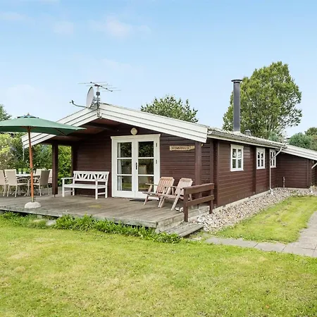 Gudmunde - 200m From The Sea By Interhome *