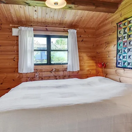 Gudmunde - 200m From The Sea By Interhome