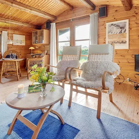 Semesterbostad Gudmunde - 200m From The Sea By Interhome *