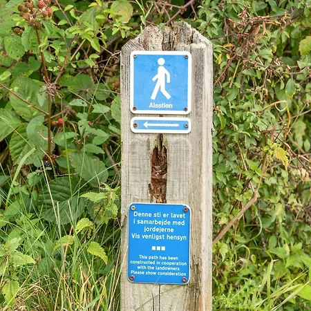 Gudmunde - 200m From The Sea By Interhome