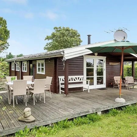 Gudmunde - 200m From The Sea By Interhome Feriehus *