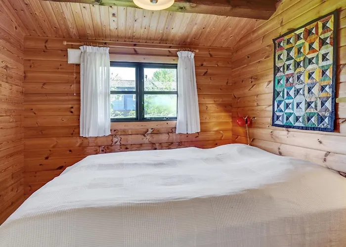 Gudmunde - 200m From The Sea By Interhome